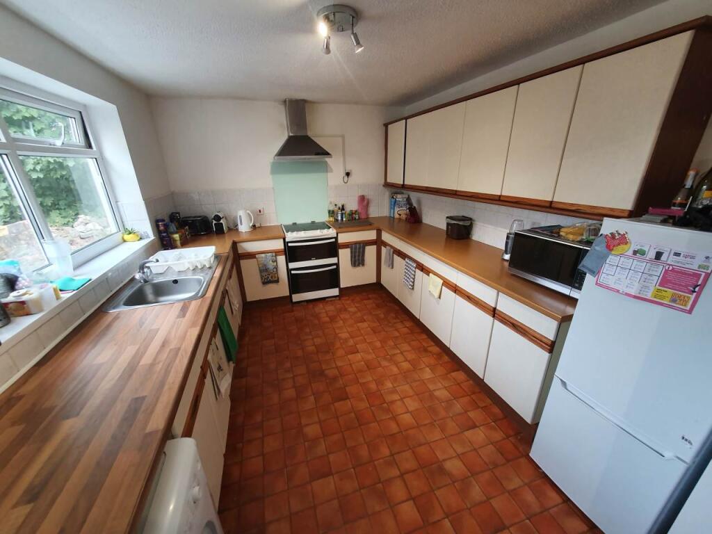 Kitchen (1)