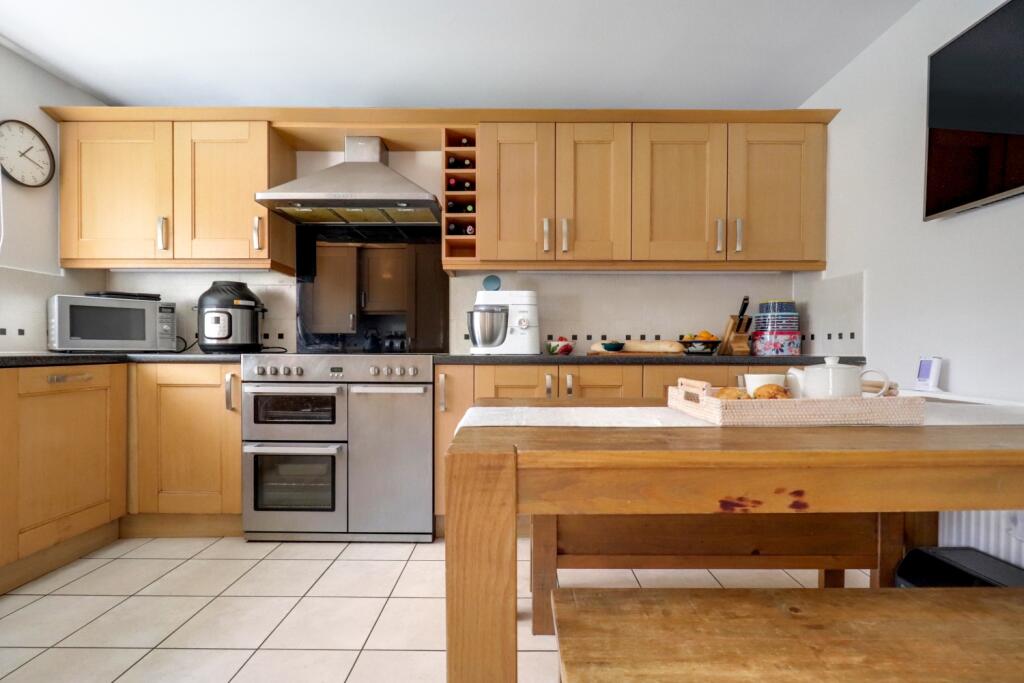 9- Rob Hammond EweMove Pontefract