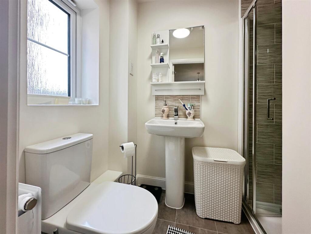 0bedc9c4--4D70-985F-4F79B6046CD5-32518-00000F6500A