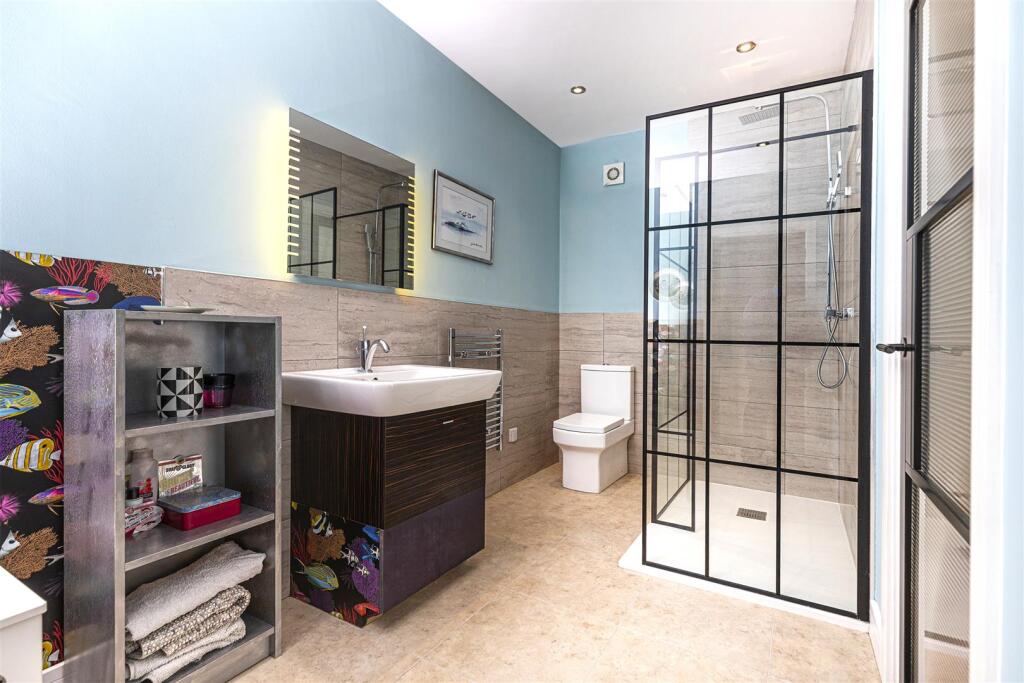 Bramleys Estate Agents - Cumberland Avenue - Fixby