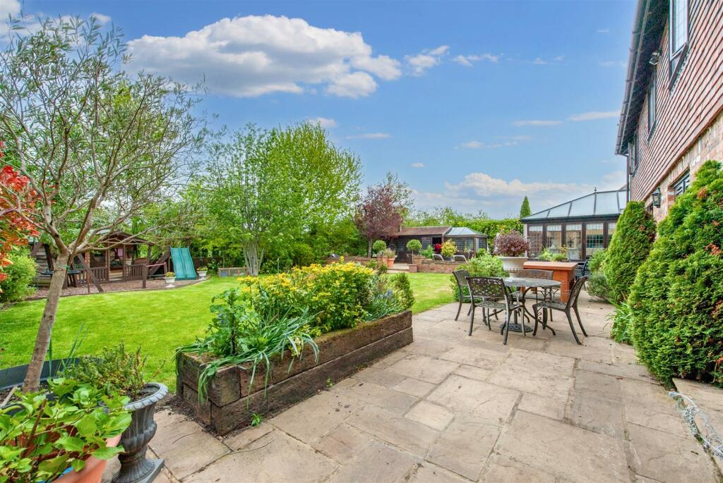Rear garden.jpg