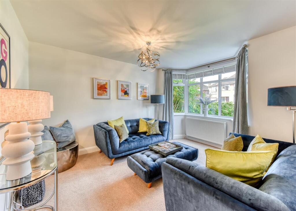 5 Foley Avenue-sitting.jpg