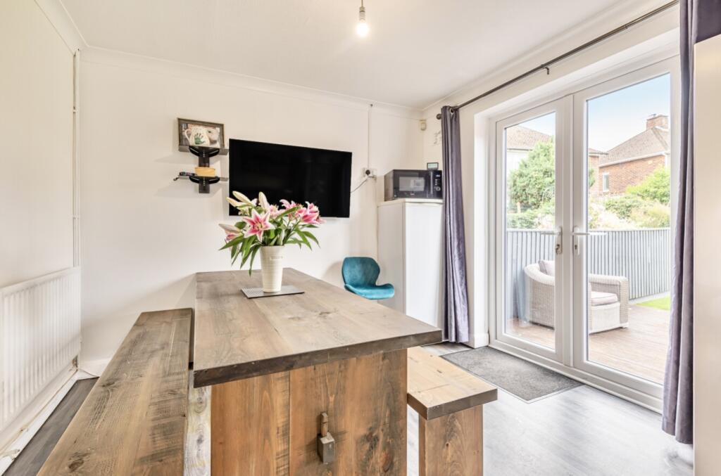 1328362-6-687e9b598c76b