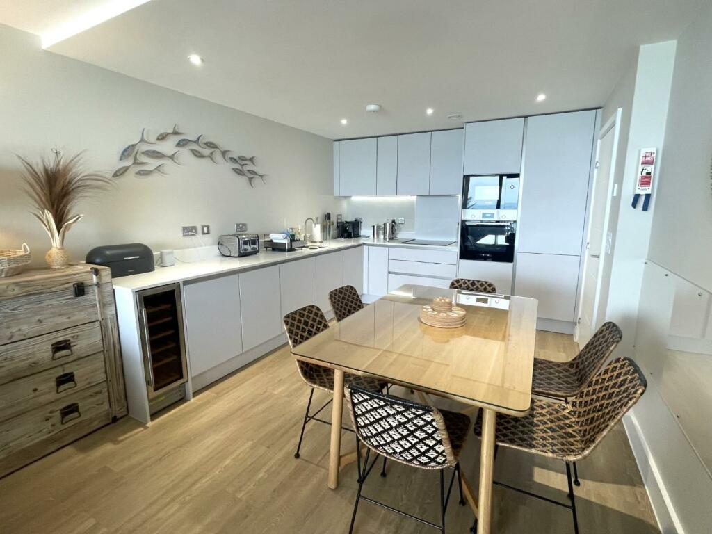 Kitchen/Dining Area 2