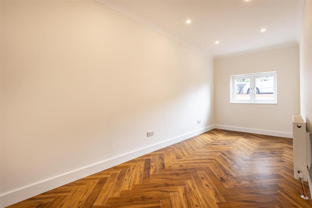 23   Western Ave (27).jpg