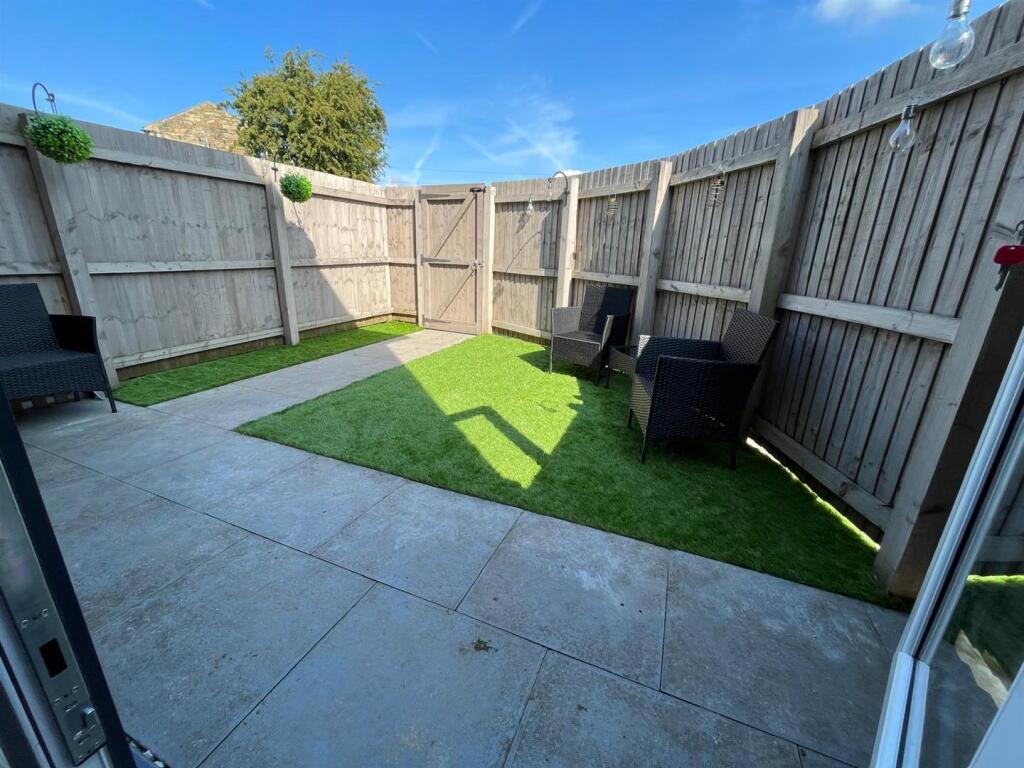 Bramleys Estate Agents - Leeds Old Road - Batley (