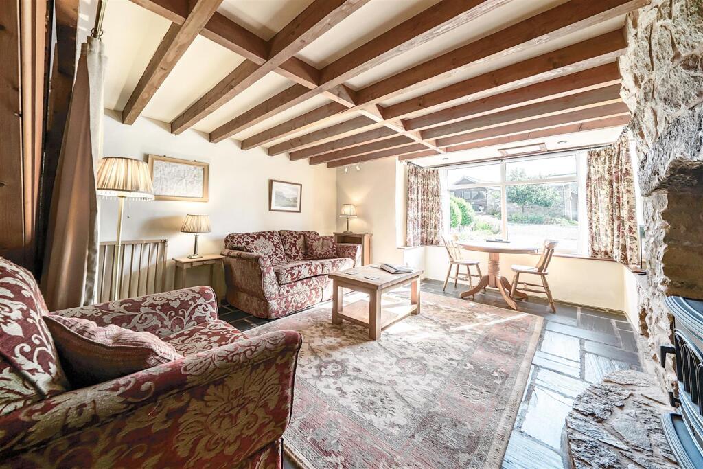 Curlew Cottage 3.jpg