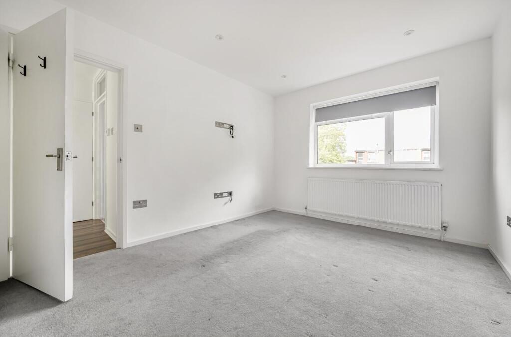 1334196-16-688cf13c27f1f-ARW .jpg