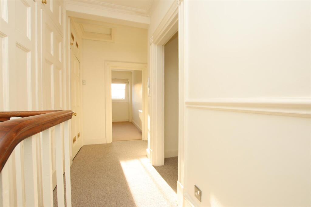 Hallway (3).JPG