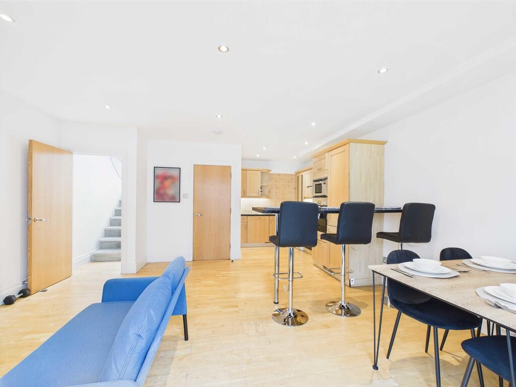 CAM03741G0-PR0087...