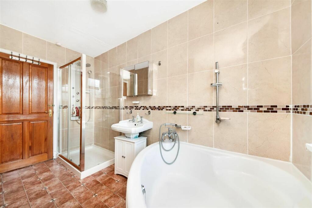 HOUSE BATHROOM
