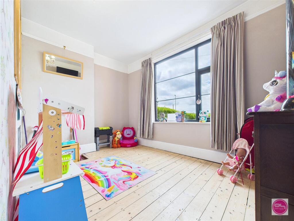 Burton Road, Castle Gresley (14).jpg