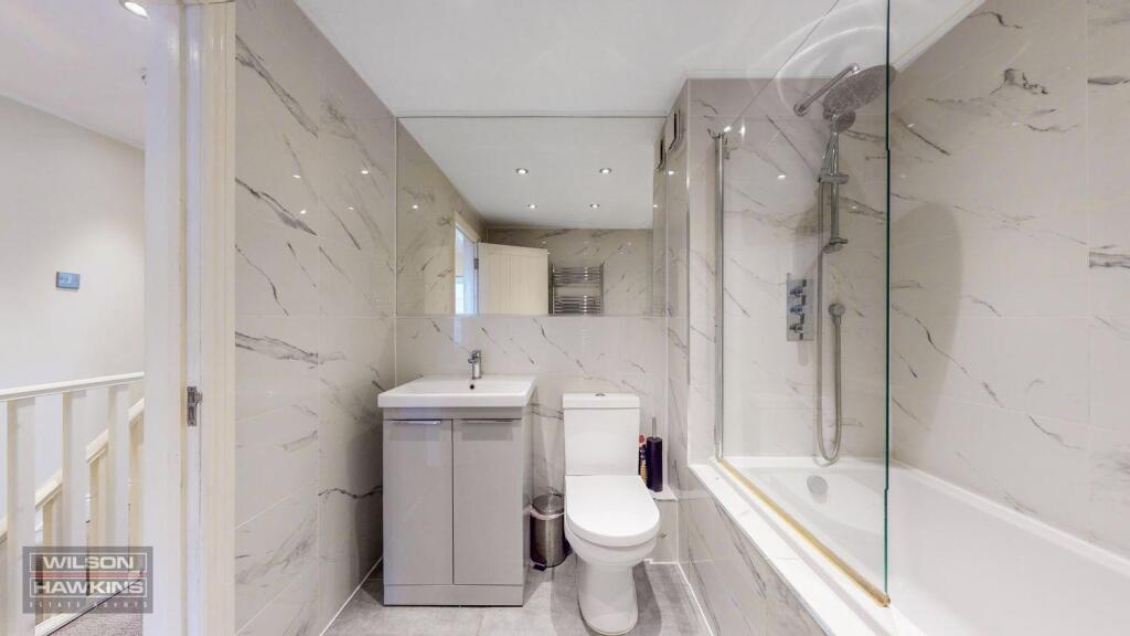 4 Crown Street - zOfmGfWhC5MfE2liiFyx.jpg