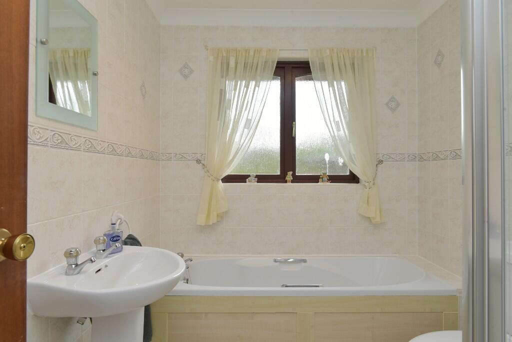 Bathroom a 