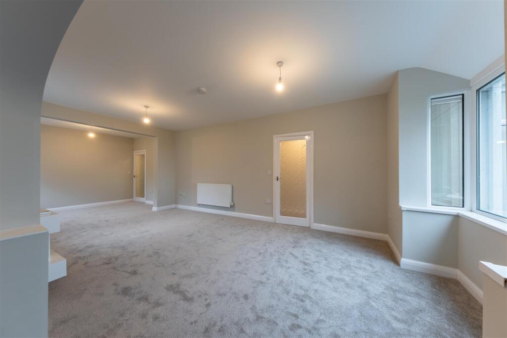 17 Station Road-011.jpg