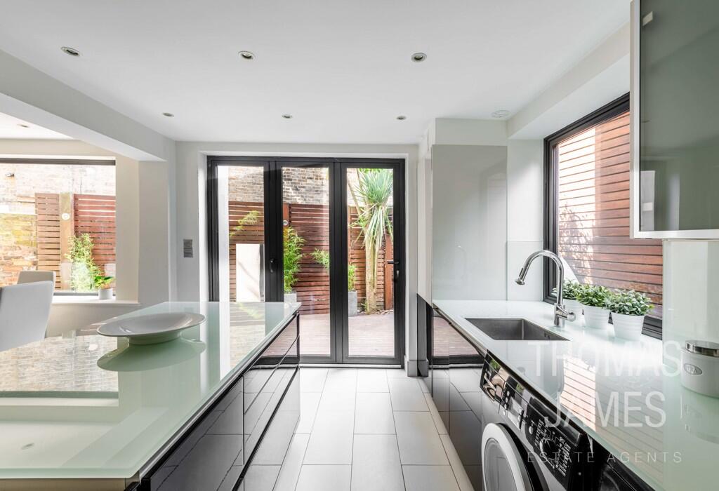 Vicars Moor Lane, large open plan kitchen diner