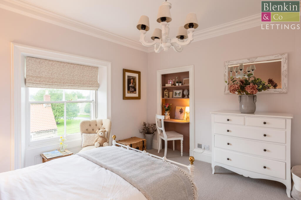 Hovingham Country House Bedroom 3-1