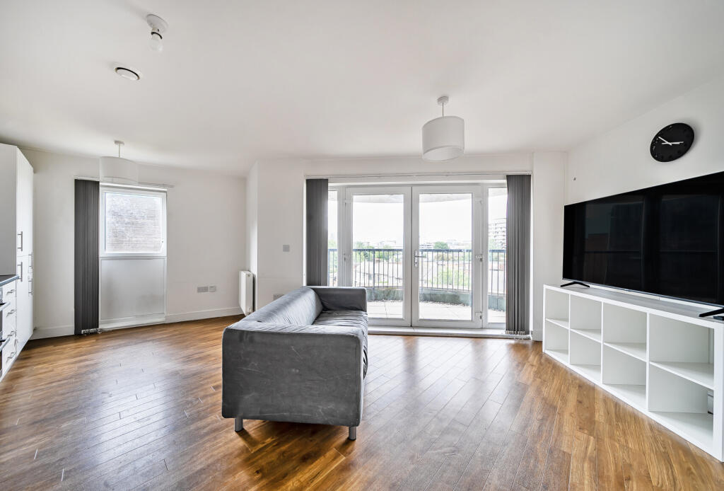 1295610-18-682f6a...