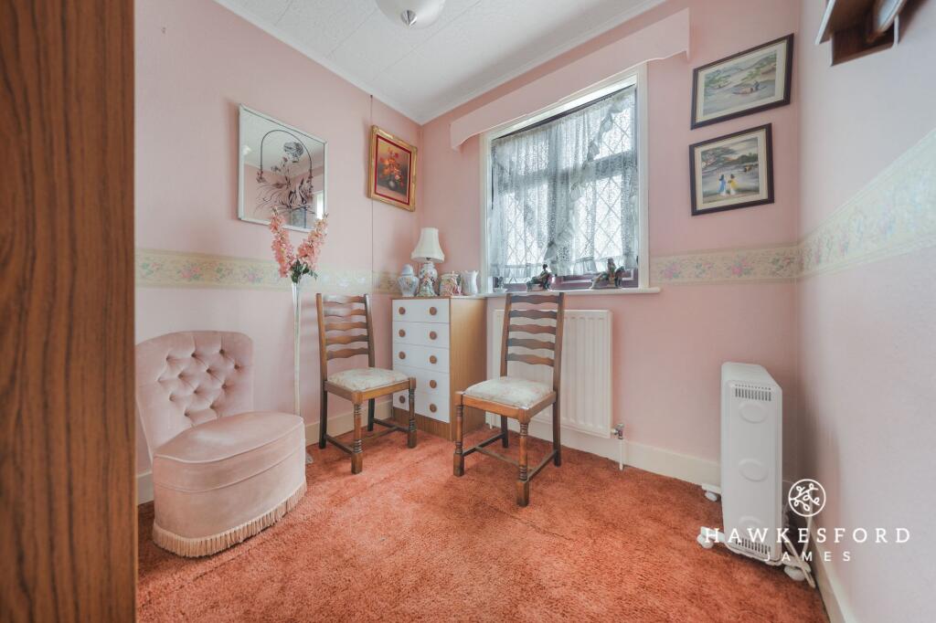 Grovehurst Road, Sittingbourne - Bedroom 3