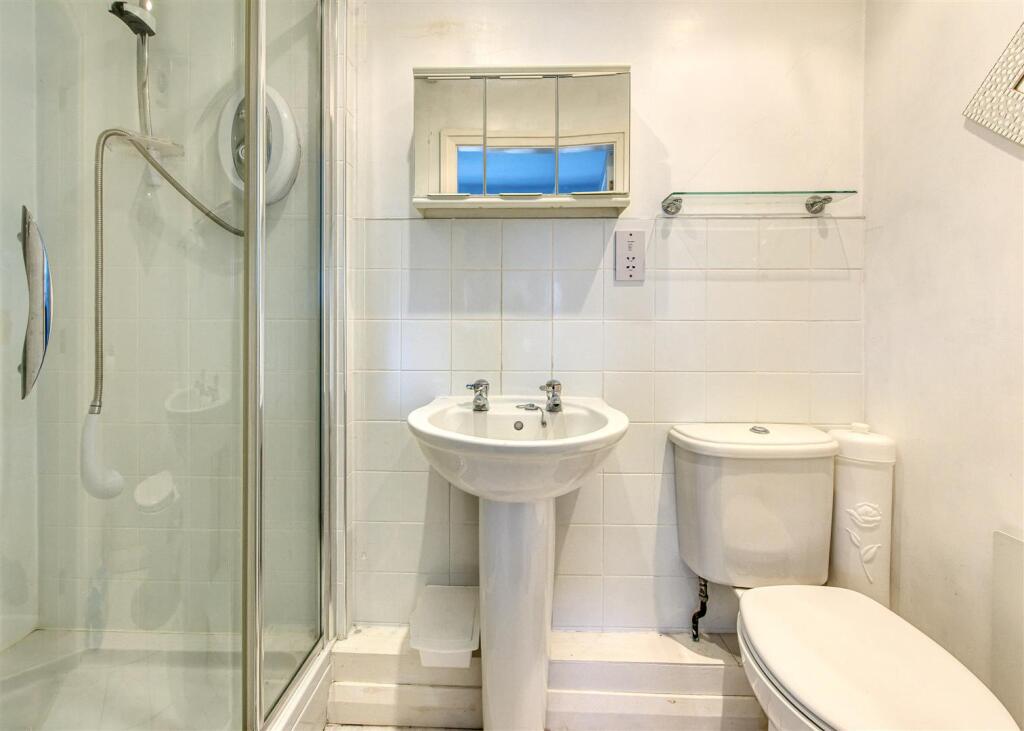 31 Wood Road-internal-08.jpg