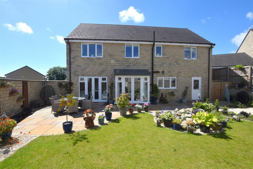 Landscaped Rear Garden