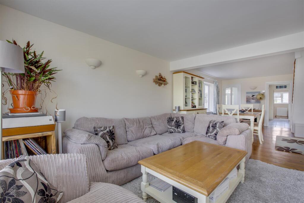 117 Littleworth Road, HP13 5UZ-8.jpg