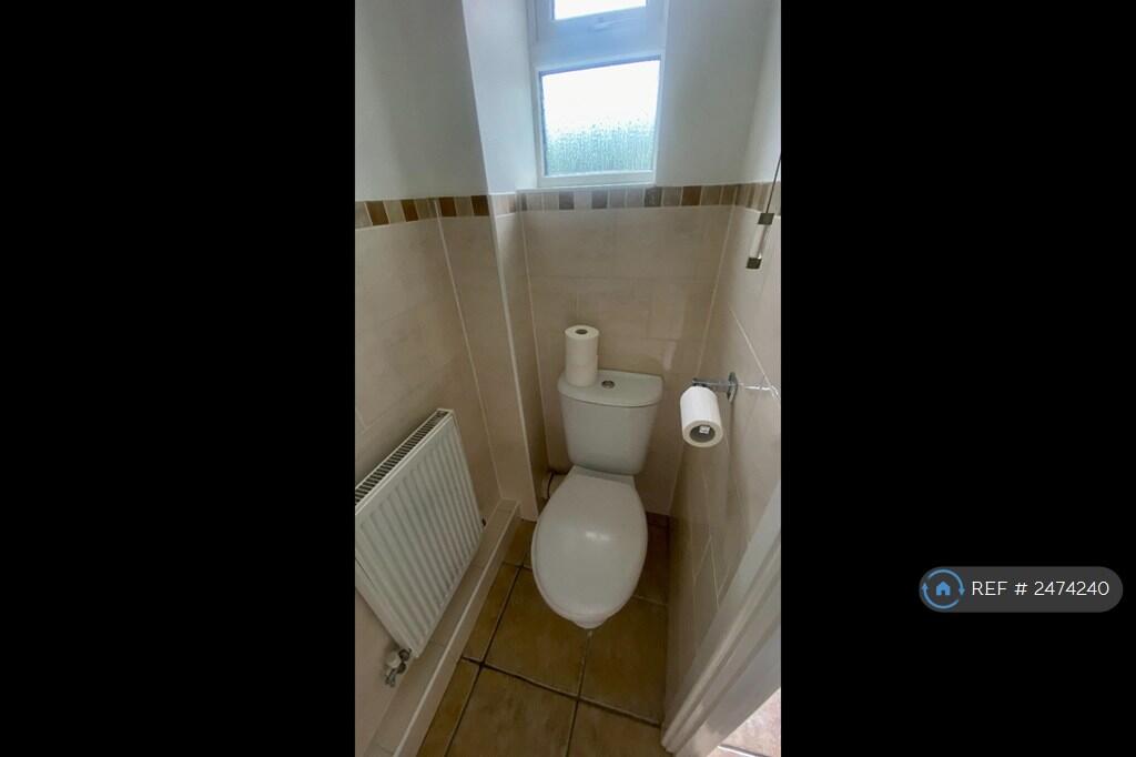 Cloakroom 1