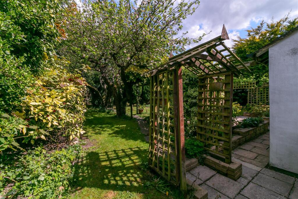 42 Green Lane_Externals-9.jpg