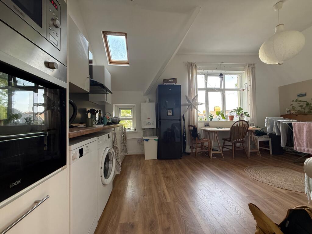 Call 02920 454555 to secure your viewing_12