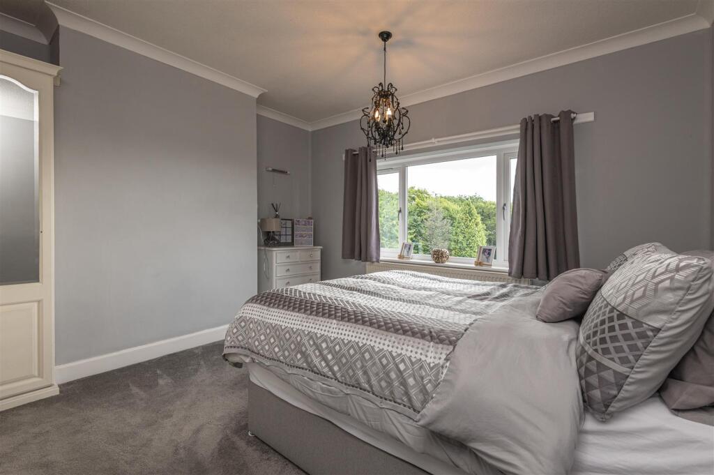 53 - 14 Broomfield Road HD2 2HG.jpg