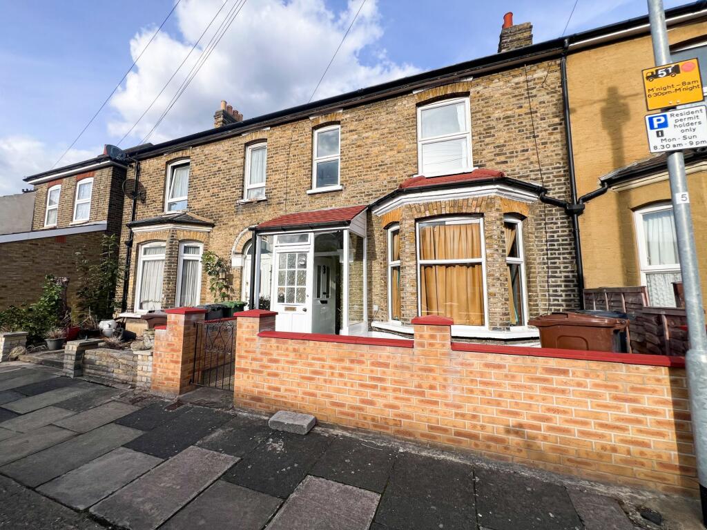 Westbury Rd IG11