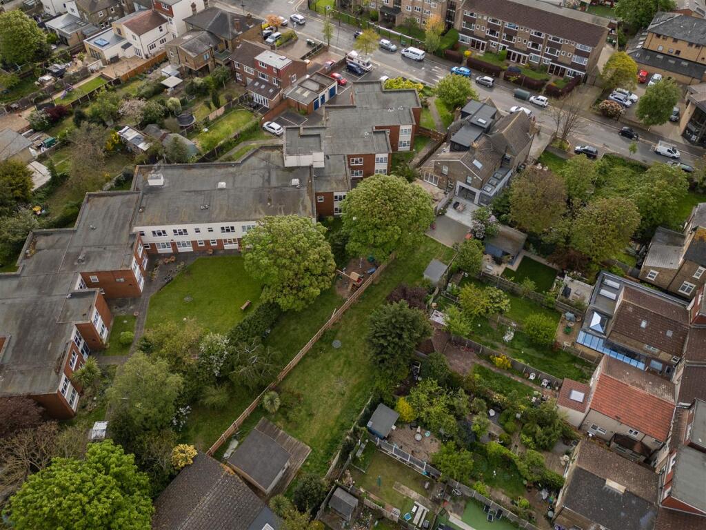Wallwood Road