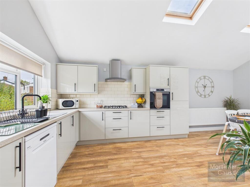 Kitchen/Diner/Family Room