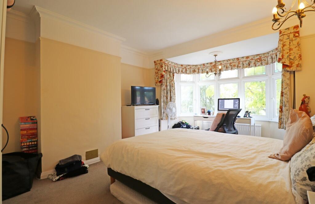 bed 1