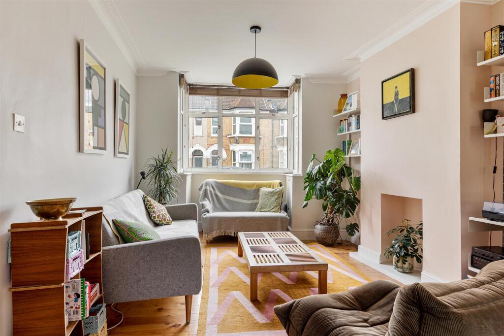 Wellington Road, E17