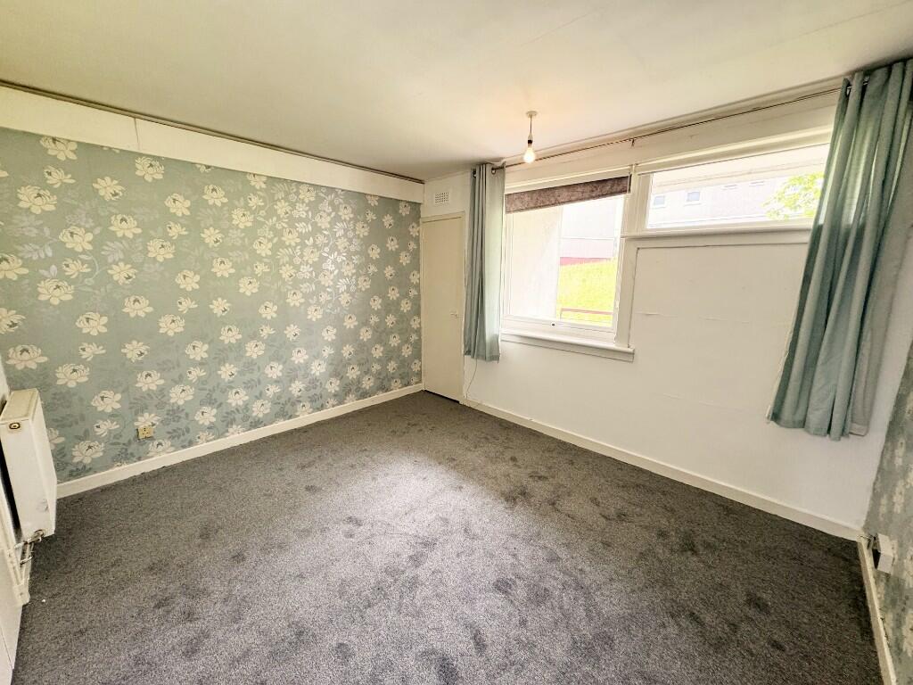 Bedroom 1 (1)