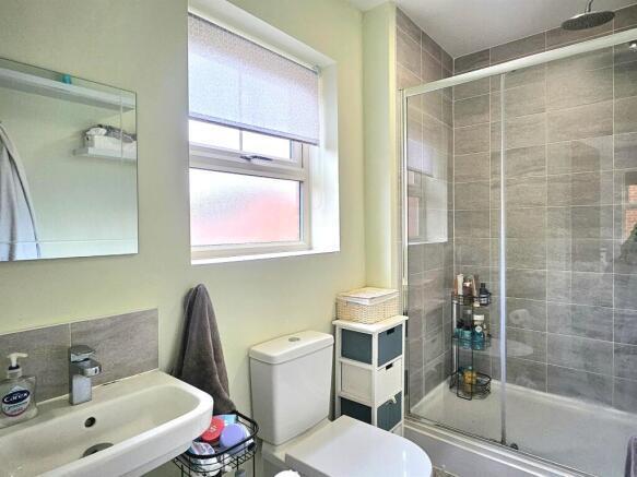 Shower Room En-Suite