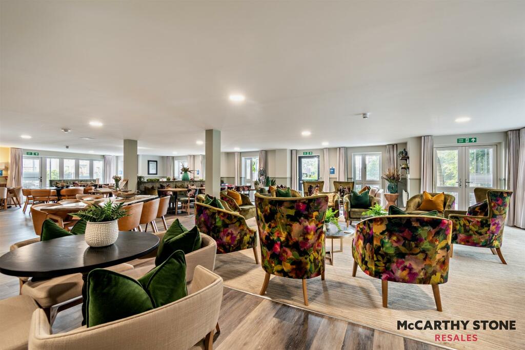 8617593-interior15-800.jpg