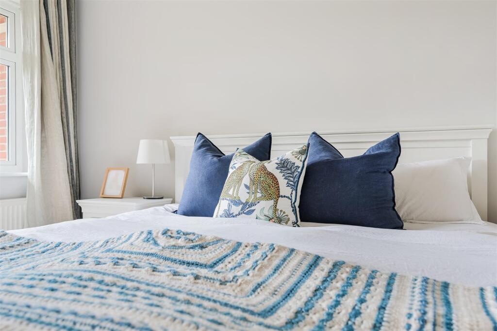 LONG ORCHARDS, 2 (2).jpg