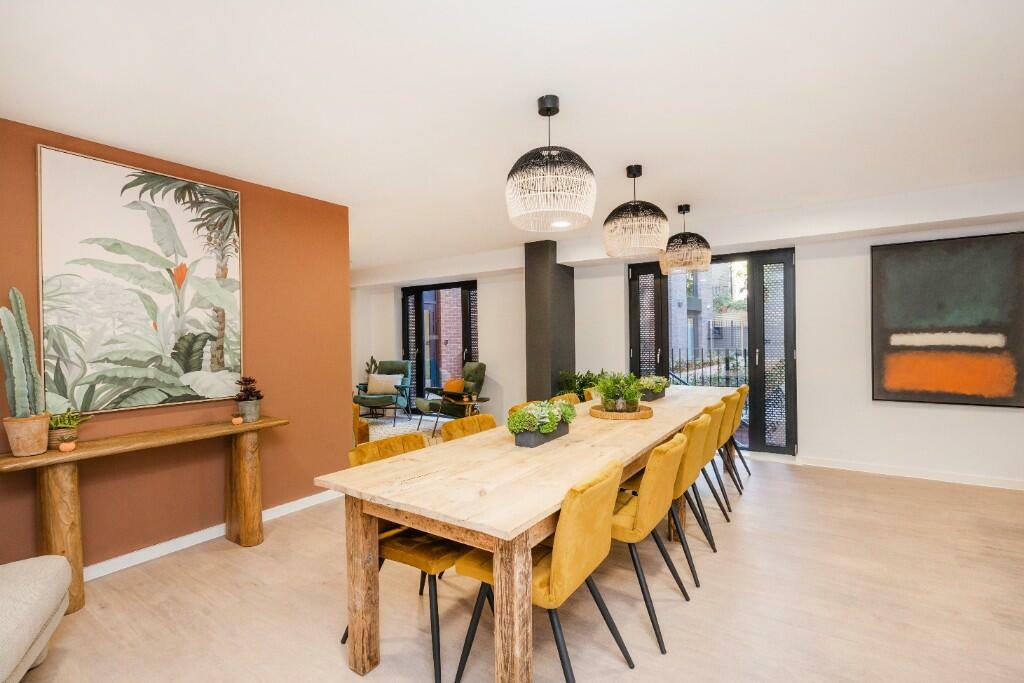 Private dining room 