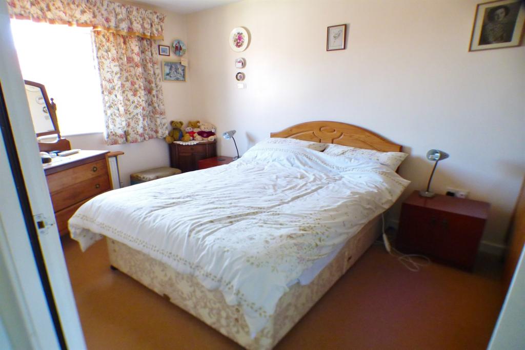 Bed 1