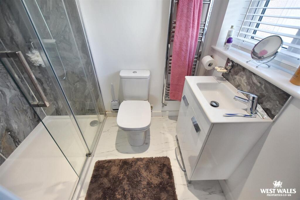 3 - 2025-11-13T210500.042.jpg