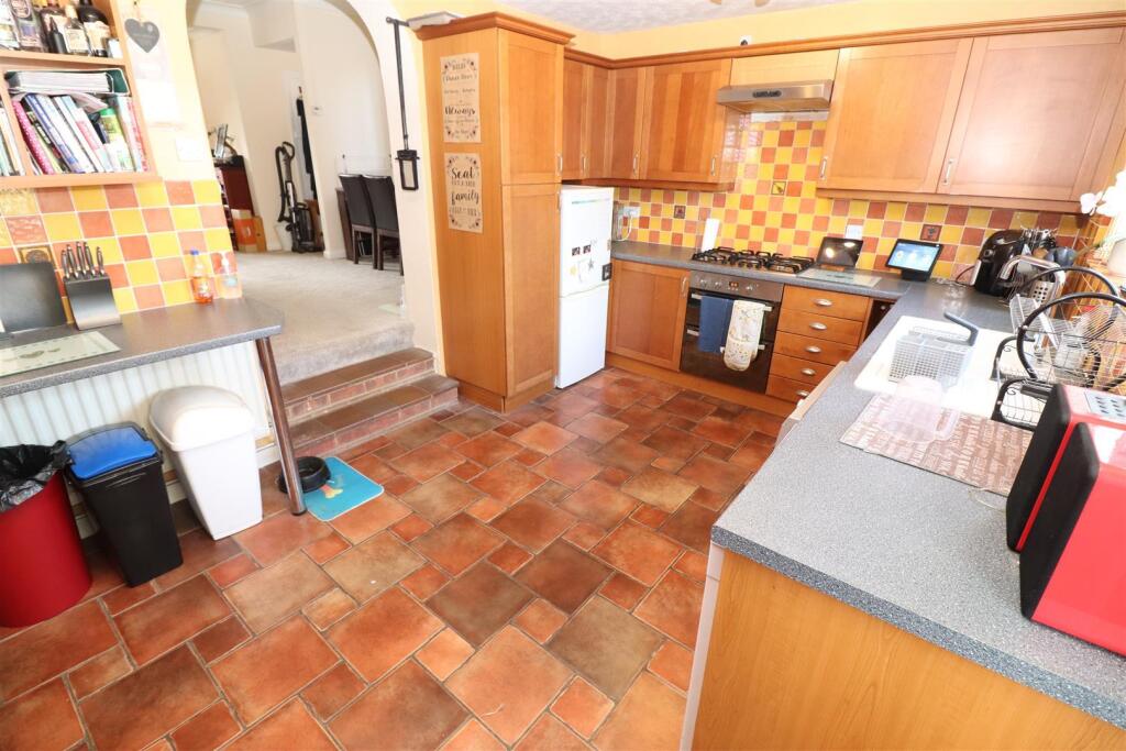 Kitchen/Breakfast Room