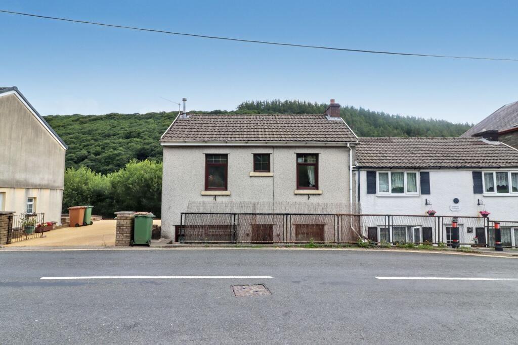 Bailey Street, Deri, Bargoed, CF81