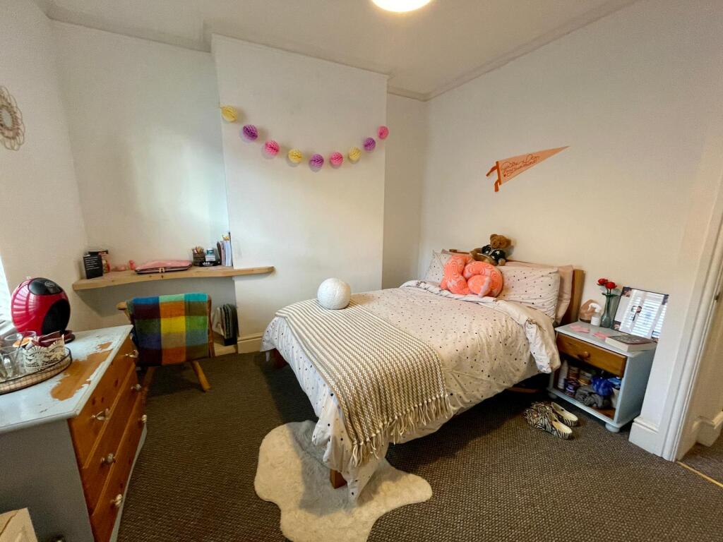 13Westfield - (Bed1).jpeg