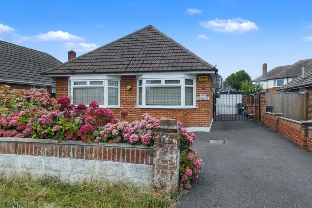 146 Castle Lane West, Bournemouth, BH9 3JZ