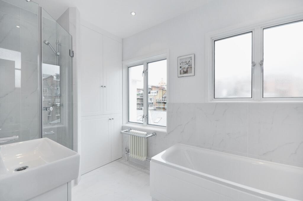 Bathroom1