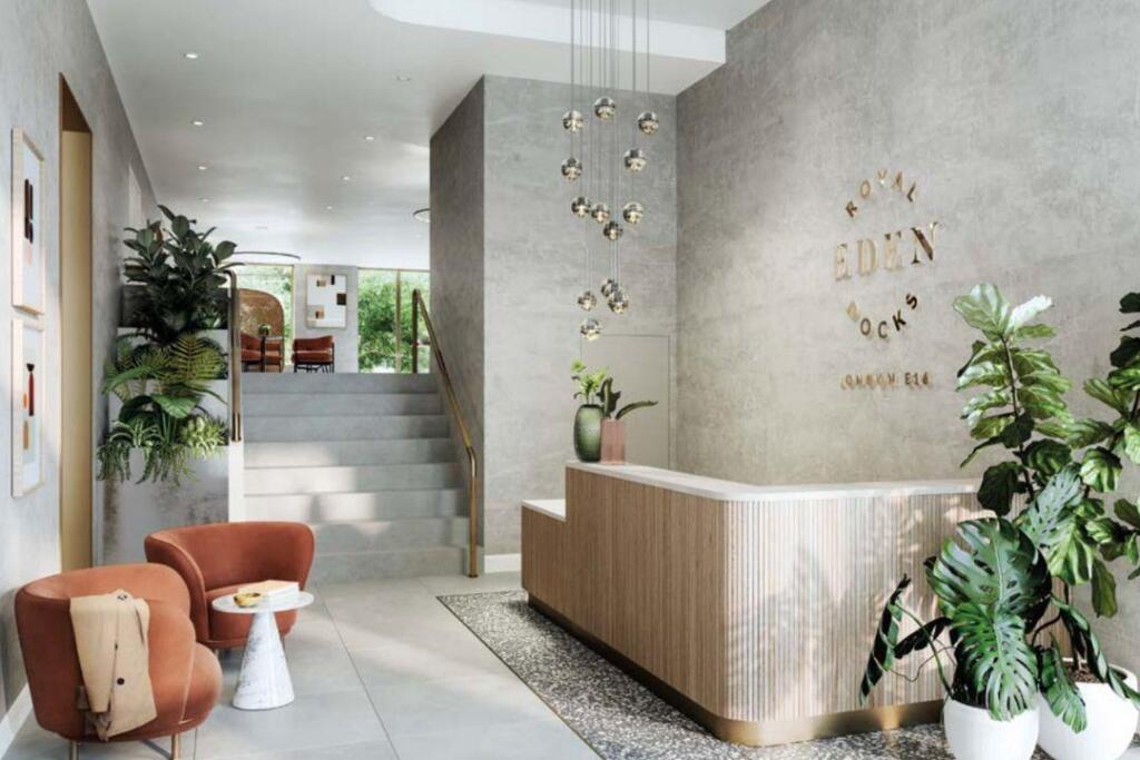 Royal Eden Docks Amenities.jpg