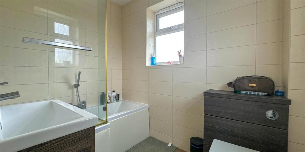 Pallett Drive - Image-15.jpg