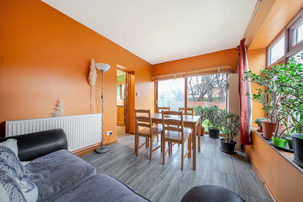 1395674-10-695faf...